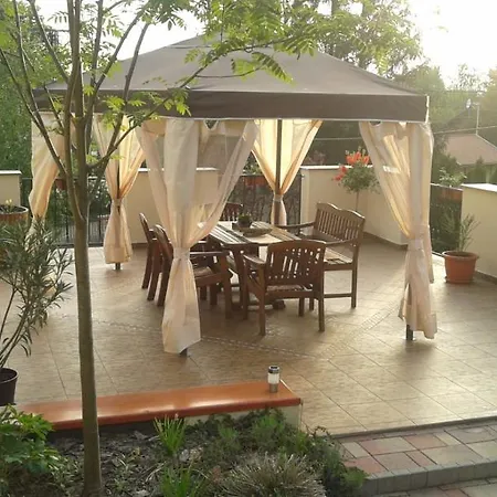 Janus Apartman Sárvár Extérieur photo