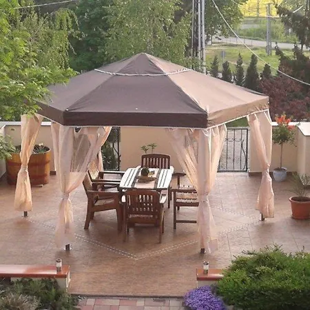 Janus Apartman Sárvár Extérieur photo